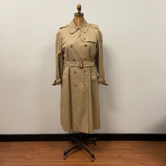Fabulous BURBERRY Women’s Trench, Wool Lining
